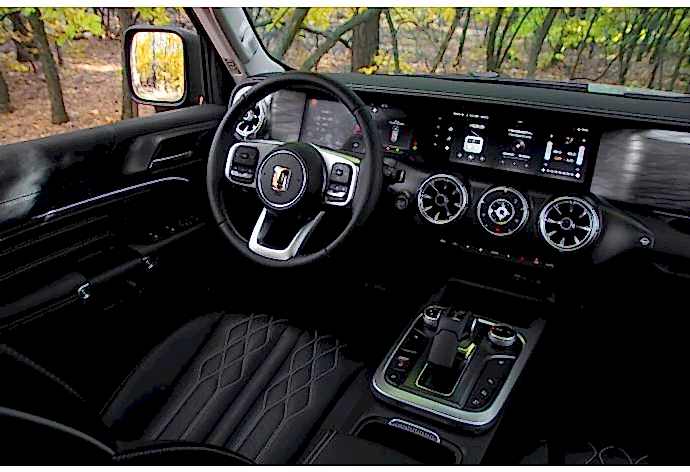 TANK 300 car interior