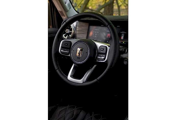 TANK 300 car interior