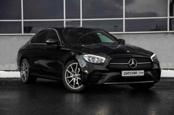 Rent Мерседес E200 AMG