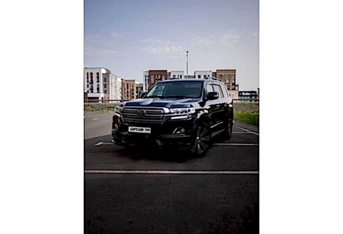 Toyota Land Cruiser rental